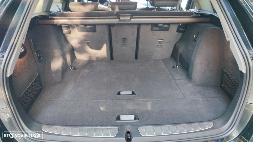 BMW 320 d Touring xDrive Advantage Auto - 10