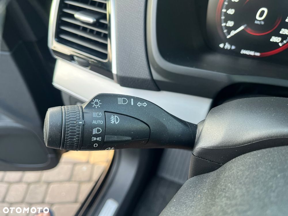 Volvo XC 90 D5 AWD Momentum 7os - 31
