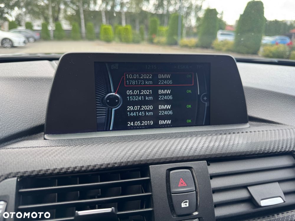 BMW Seria 3 318d xDrive - 10