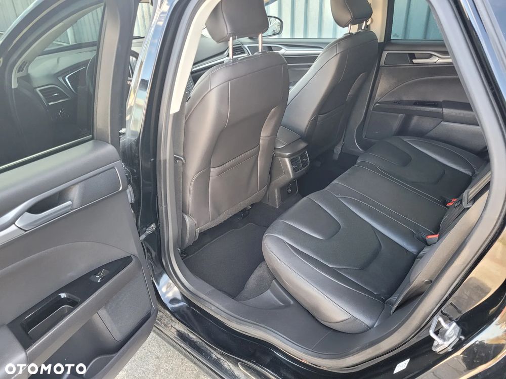 Ford Mondeo - 11