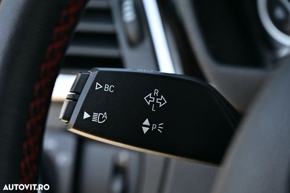 BMW Seria 3 320d Aut. Sport Line - 23