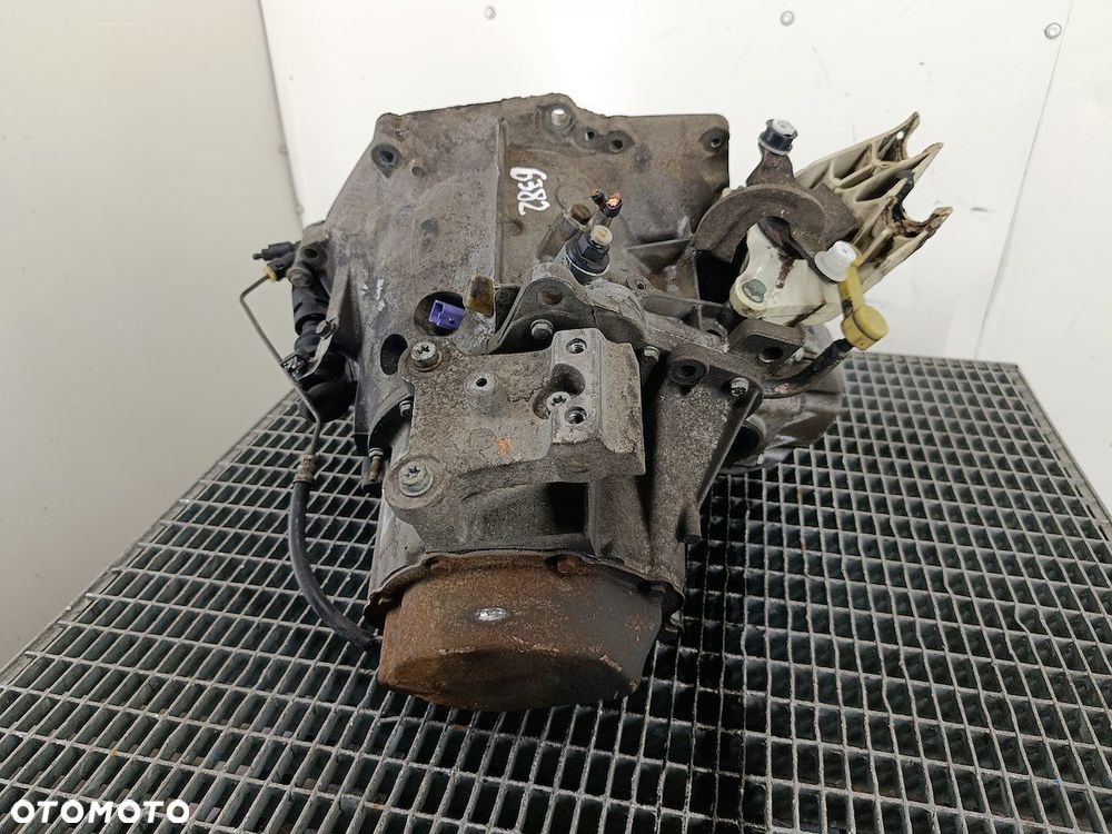 SKRZYNIA BIEGÓW MANUALNA 5 PEUGEOT 207 20DP26 1.6 HDI - 4