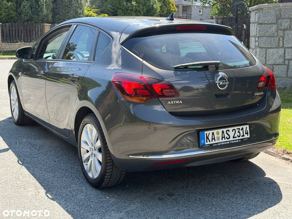 Opel Astra 1.4 Turbo Exklusiv - 5