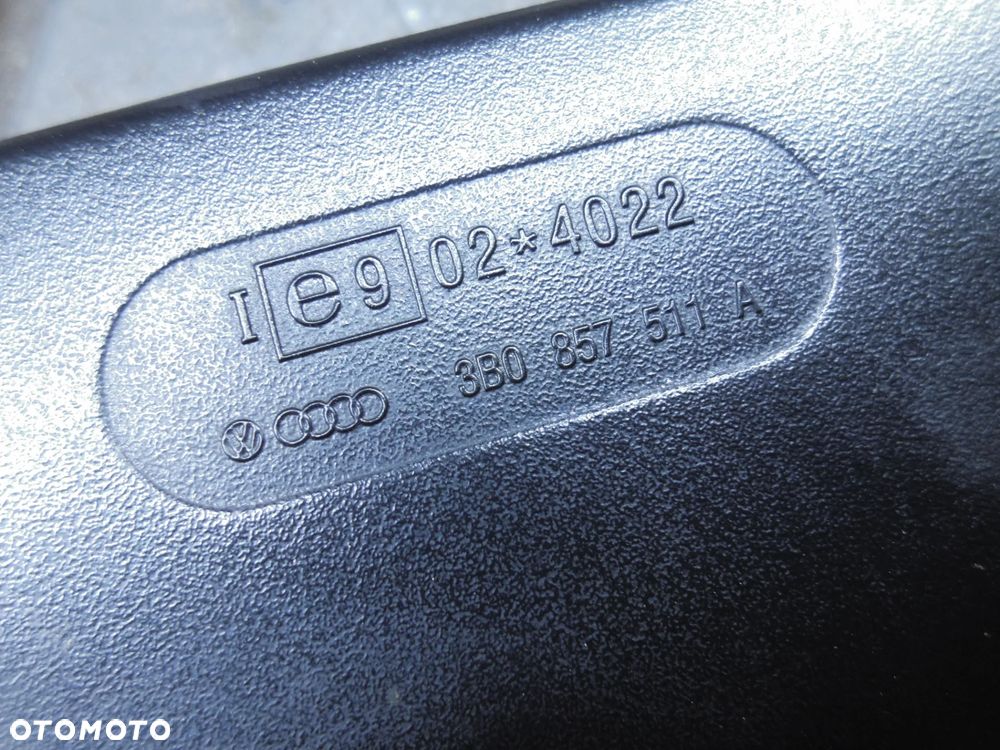 VW PASSAT B5 LUSTERKO WSTECZNE 3B0857511A - 3
