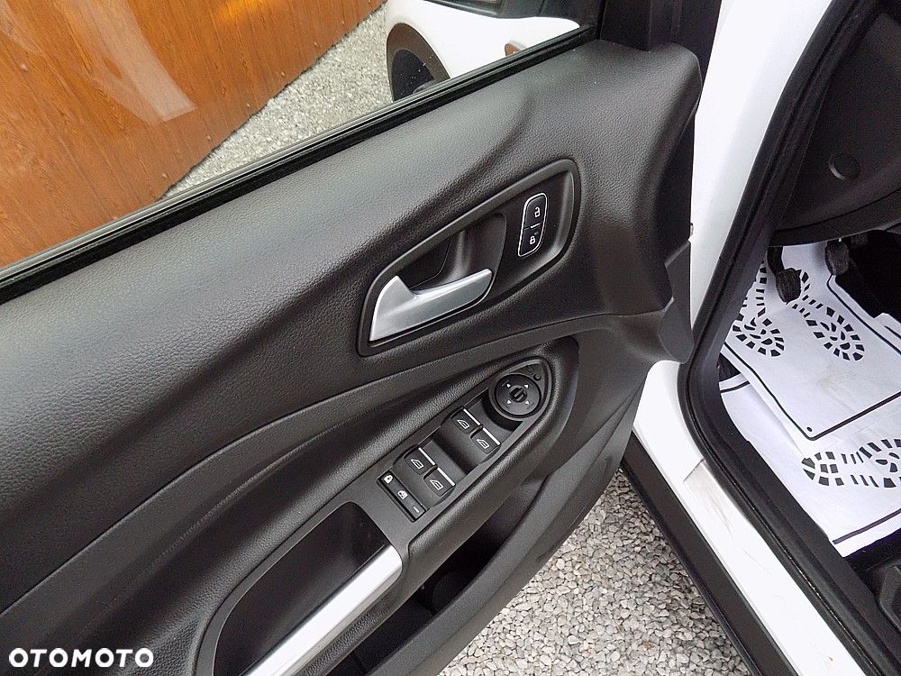 Ford Kuga 1.5 EcoBoost FWD Titanium ASS - 9