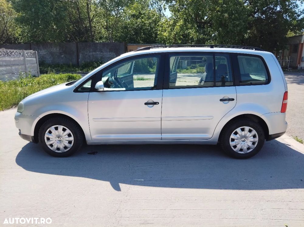 Volkswagen Touran 1.9 TDI Conceptline - 2