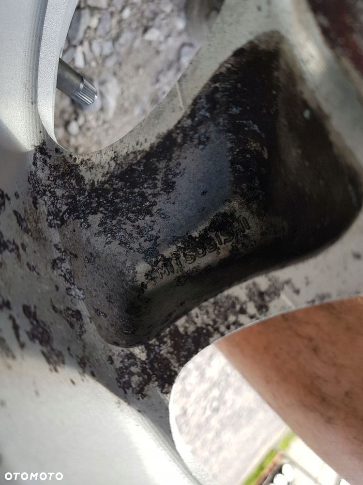 koła alufelgi mitsubishi pajero ii 7.0j x 15' 6x139.7 et 10 - 15
