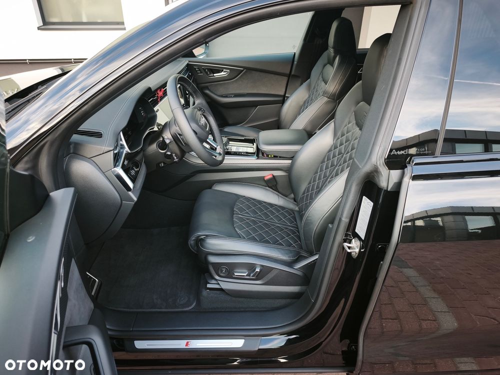 Audi SQ8 TFSI Quattro Tiptronic - 25