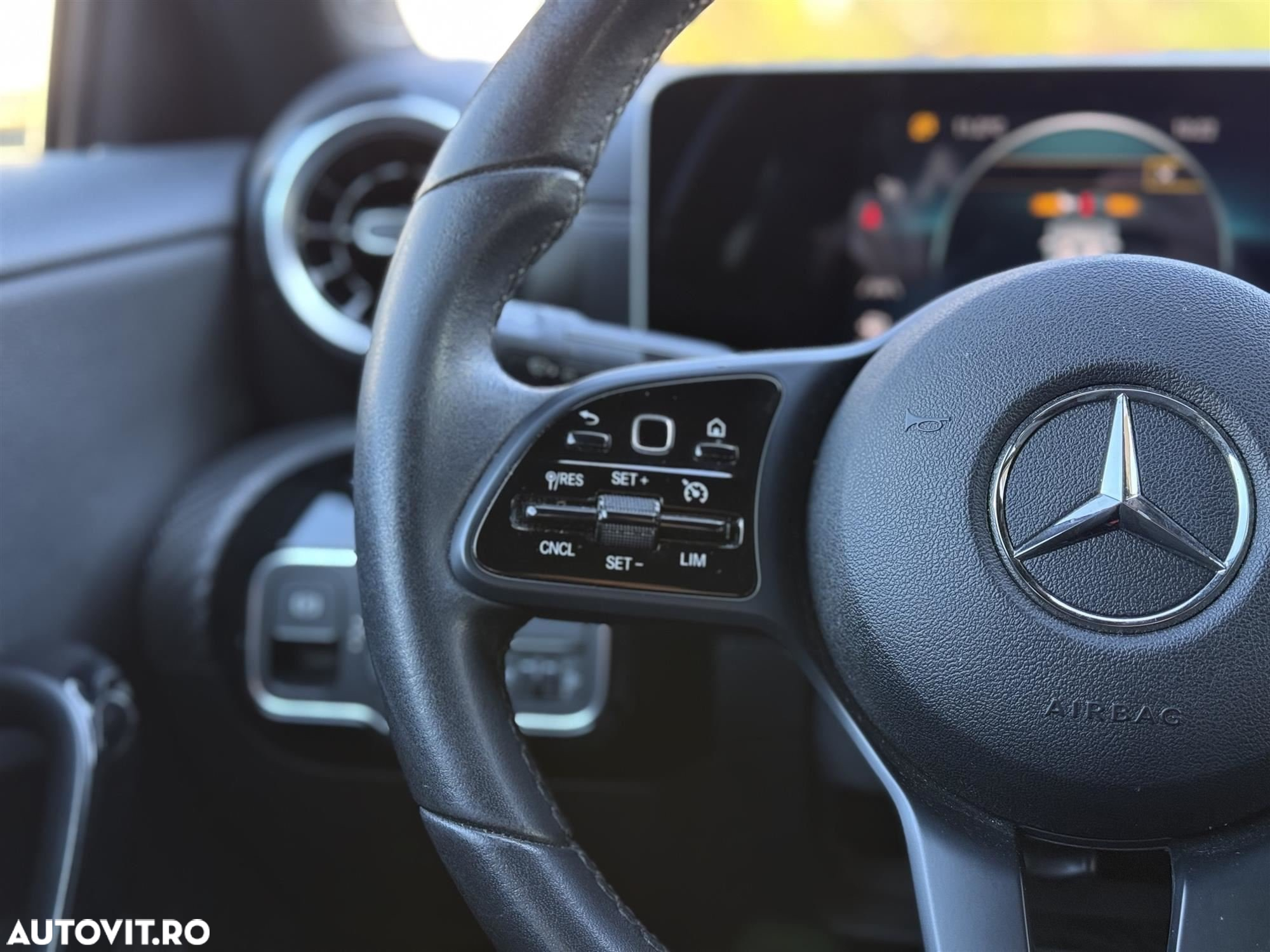 Mercedes-Benz A 180 d Sedan Aut. - 15