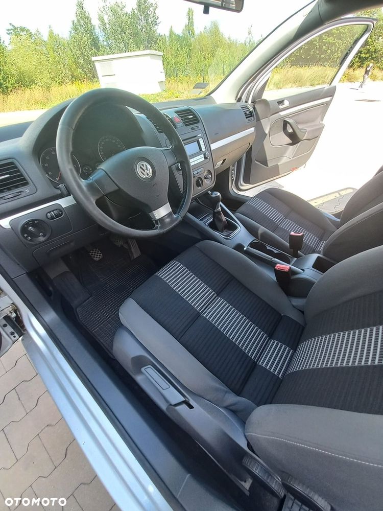 Volkswagen Golf 1.6 United - 21