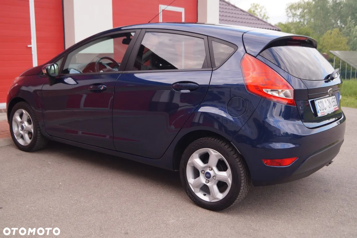 Ford Fiesta 1.25 Ambiente EU5 - 4