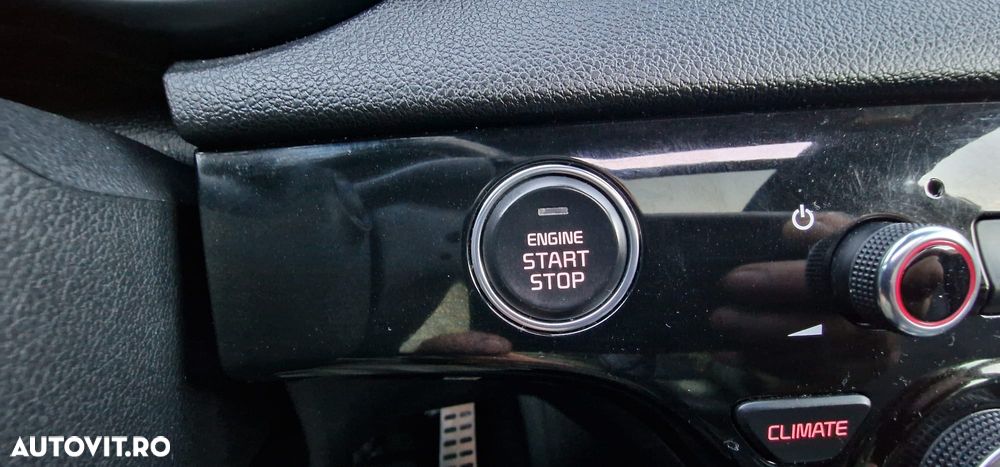 Kia Sportage 1.7 CRDI 2WD ISG Aut. GT Line - 17