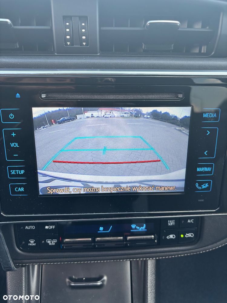 Toyota Auris 1.6 D-4D Edition-S - 9