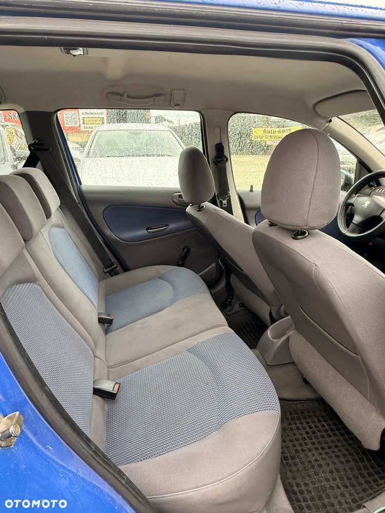Peugeot 206 - 7