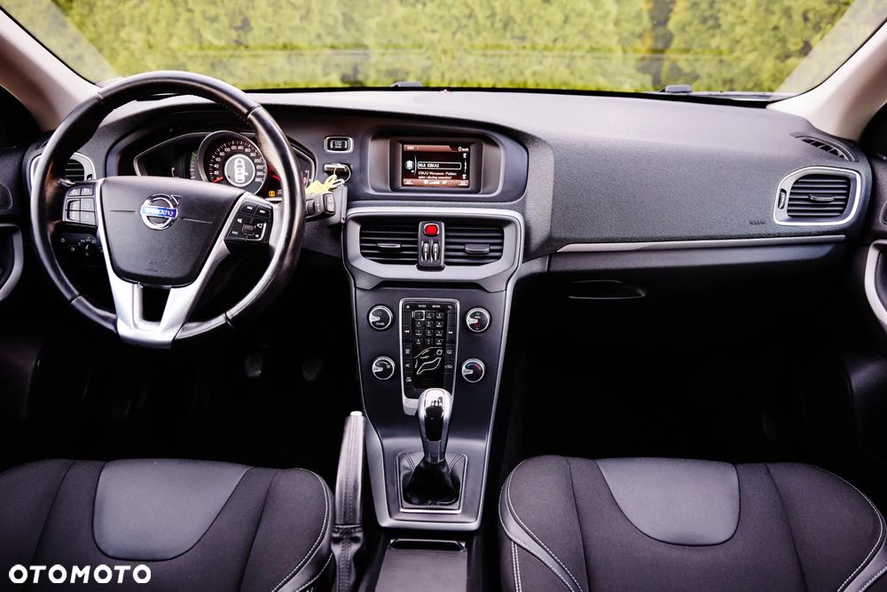 Volvo V40 D2 Kinetic - 22
