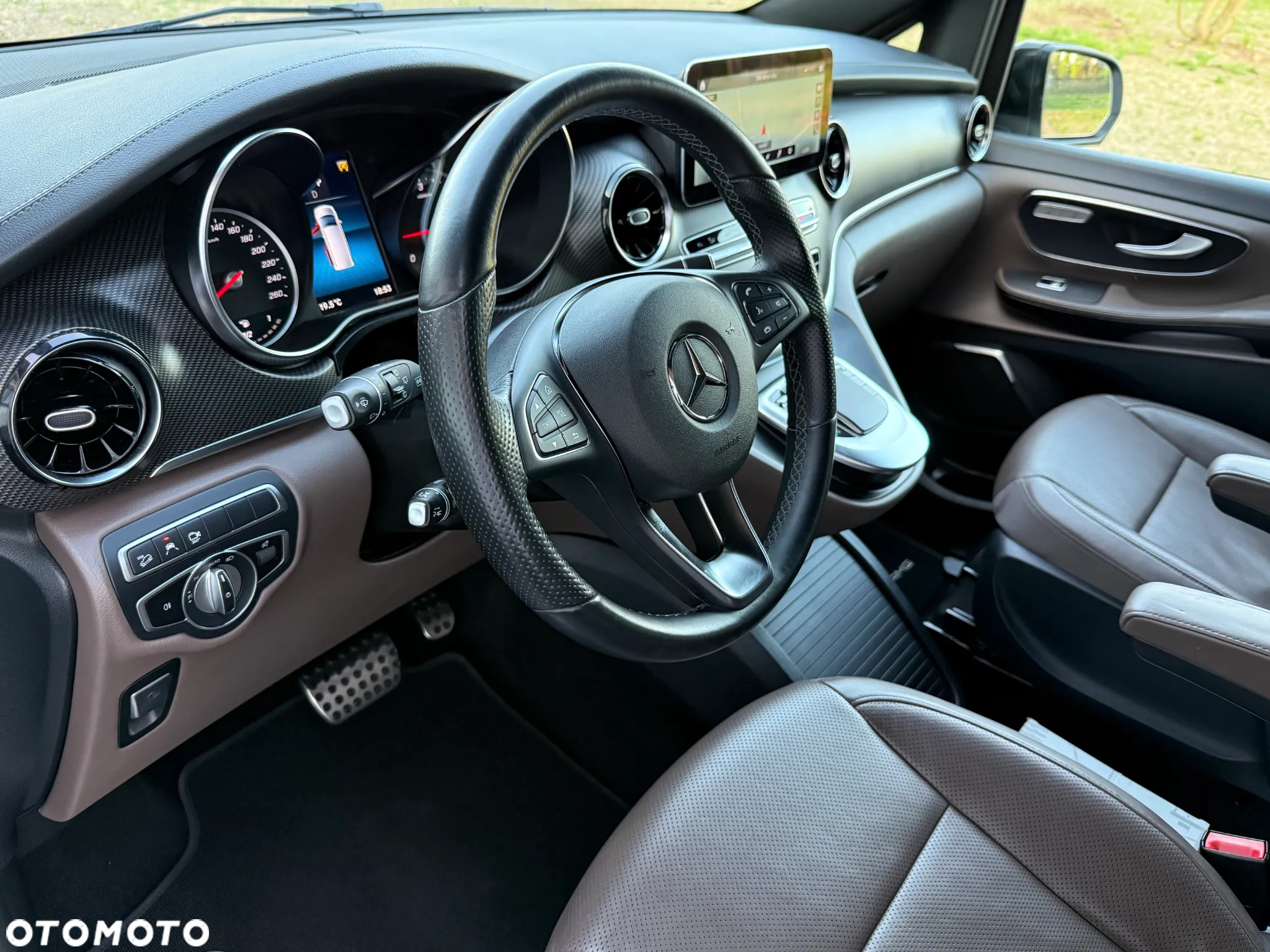 Mercedes-Benz Klasa V 300 d 4-Matic 9G-Tronic (ekstra d³) - 27