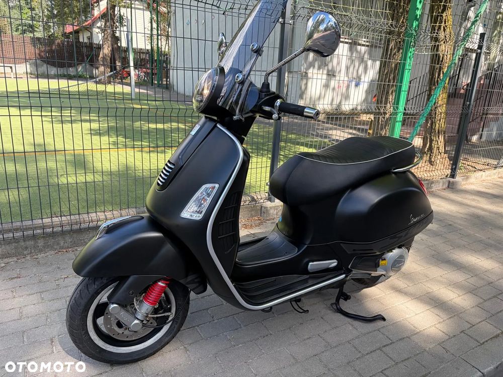 Vespa GTS - 29