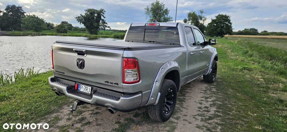 Dodge RAM - 8