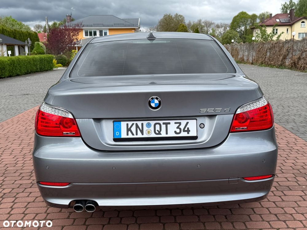 BMW Seria 5 525d Edition Lifestyle - 10