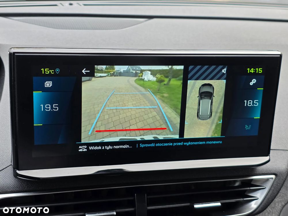 Peugeot 3008 1.6 PureTech Hybrid4 PHEV Allure S&S EAT8 - 24