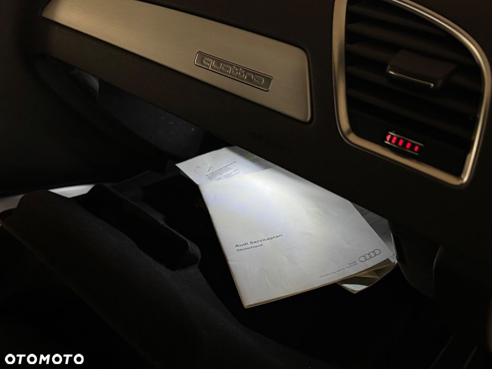 Audi A4 Avant 2.0 TDI DPF clean diesel quattro S tronic S line Sportpaket - 35