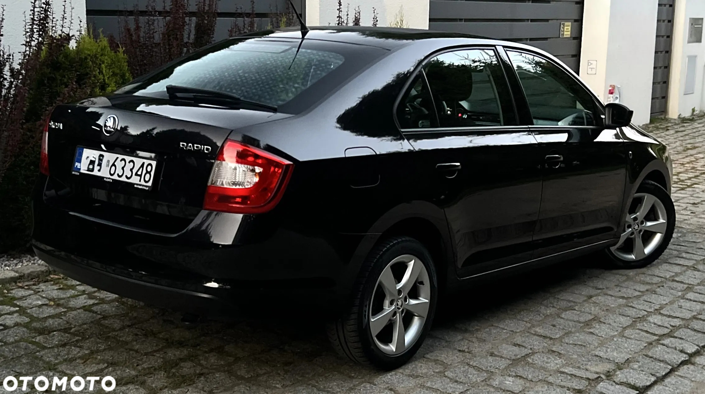 Skoda RAPID Spb 1.6 TDI DPF Style Plus - 4