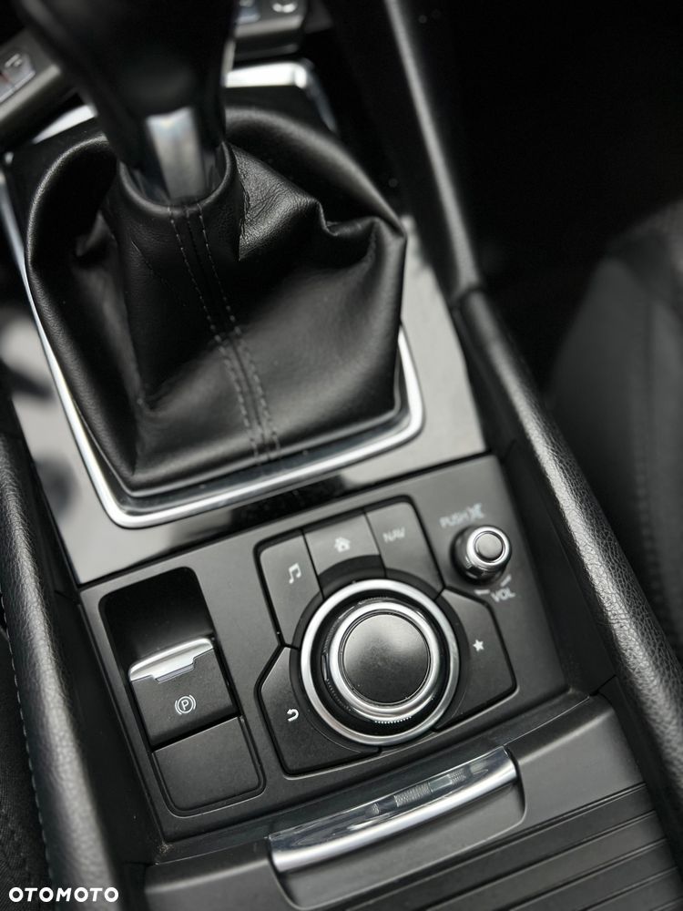 Mazda 3 SKYACTIV-G 120 Signature+ - 25