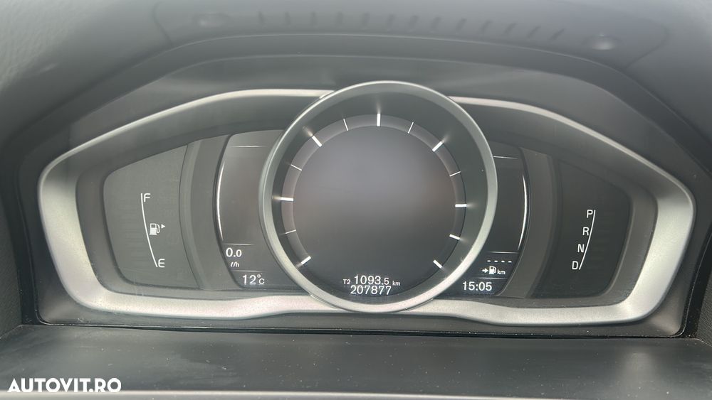 Volvo V60 D3 Geartronic Momentum - 8