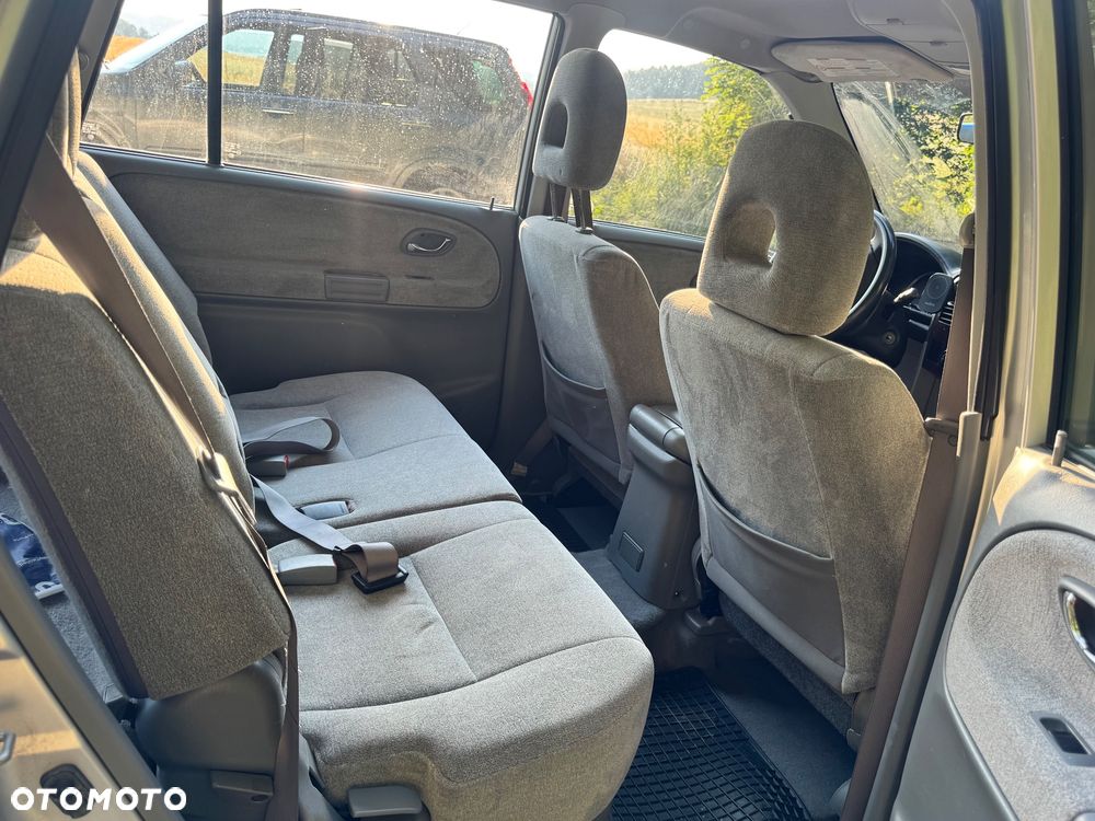 Suzuki Grand Vitara 2.7 V6 - 14