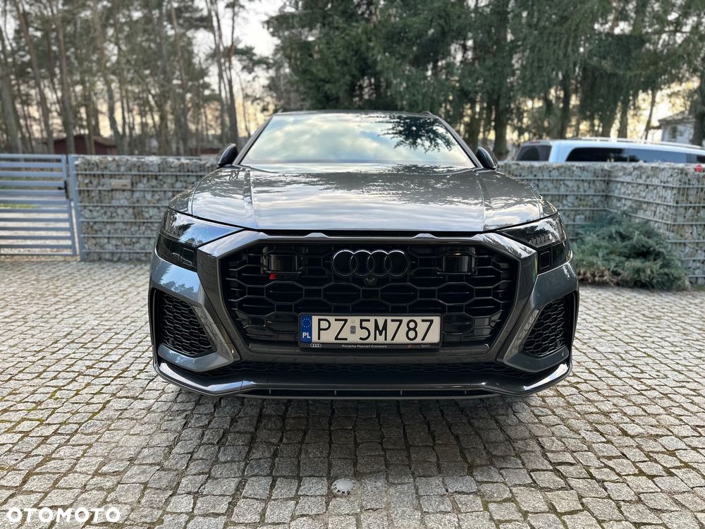Audi RS Q8 - 2