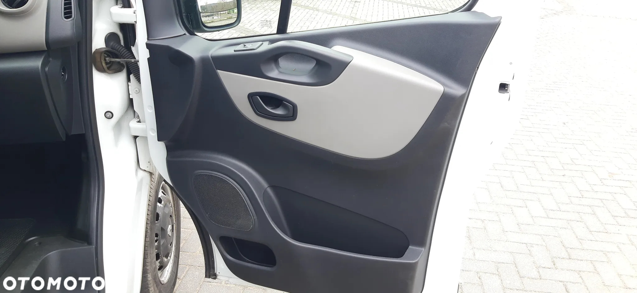 Renault Trafic 1.6dci 90KM L1H1 - 18