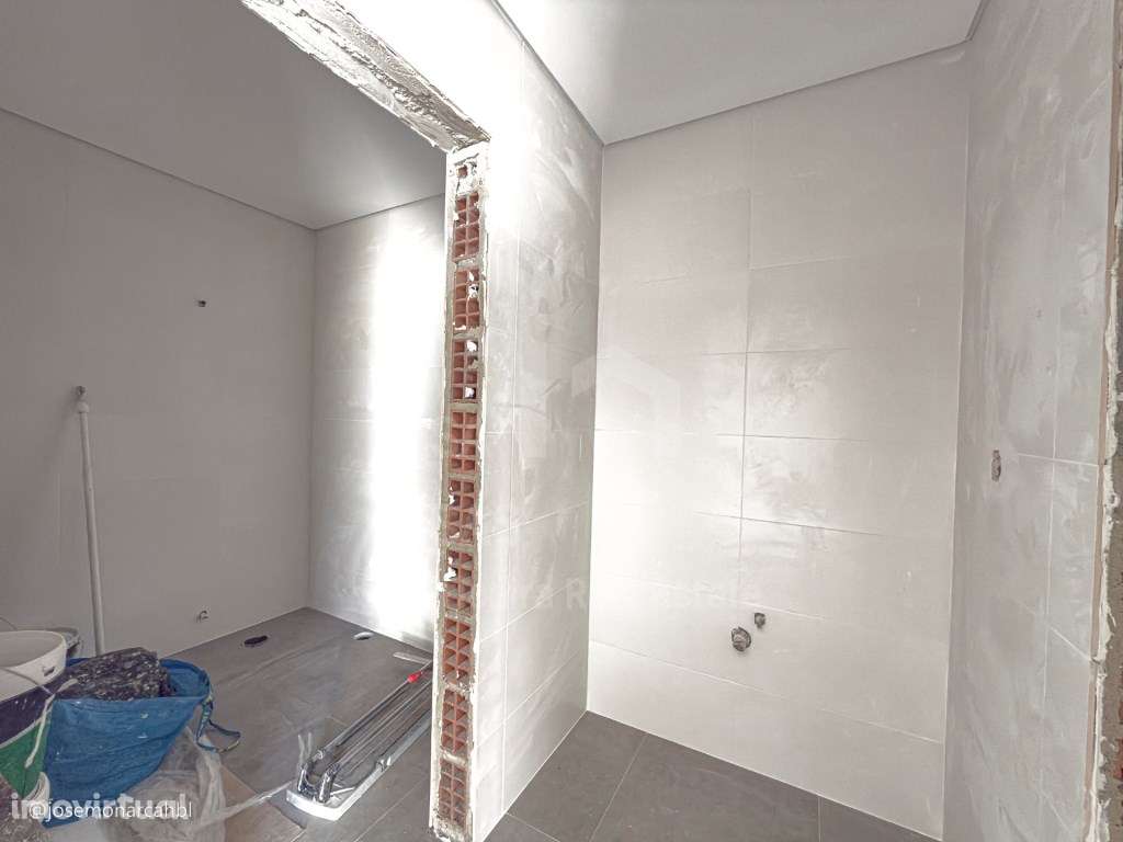 Vende Loja - Mafra, Ericeira 10 km, A Casa das Casas - Grande imagem: 3/12