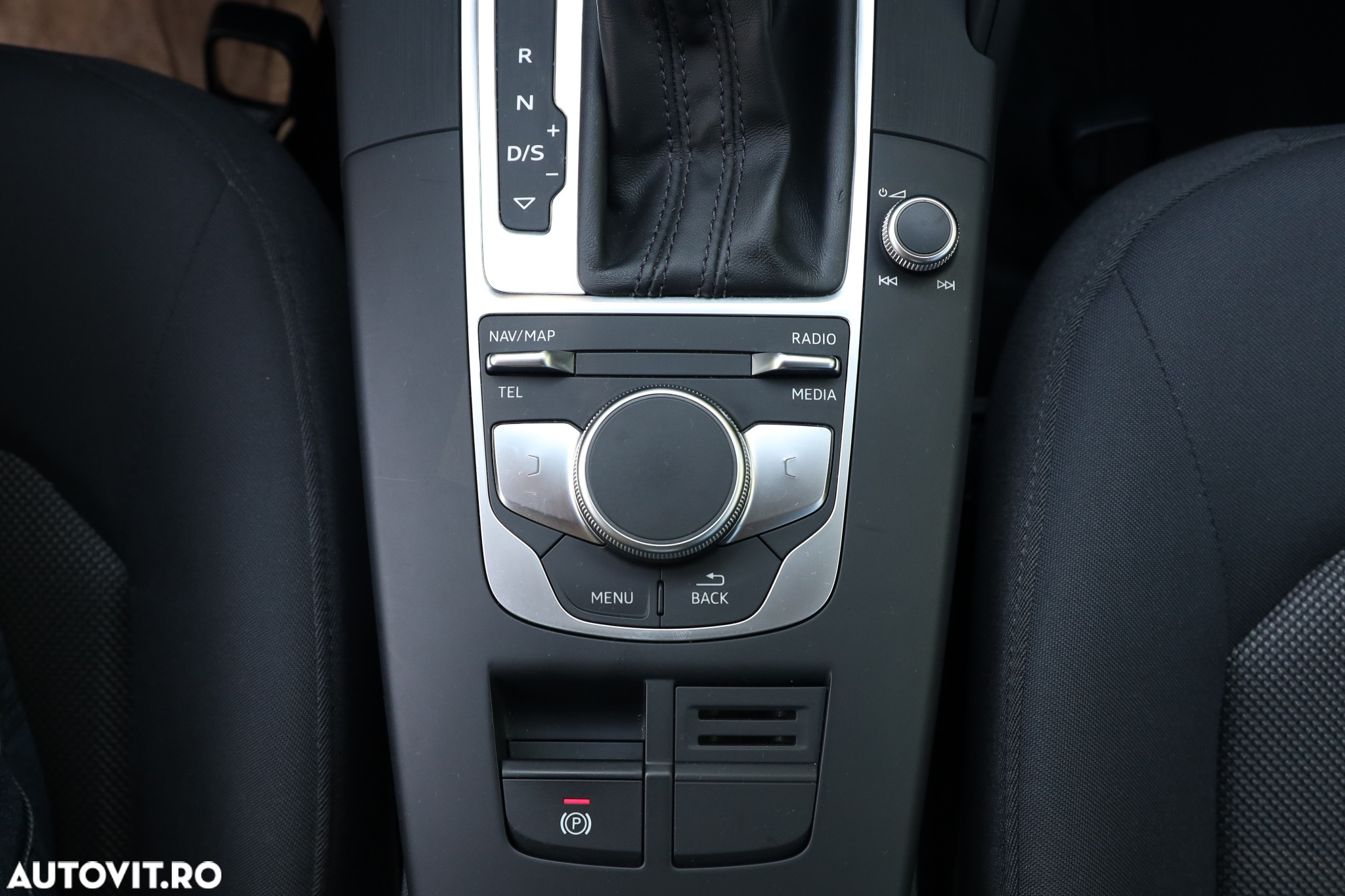 Audi A3 2.0 TDI Sportback (clean diesel) quattro S tronic Attraction - 19