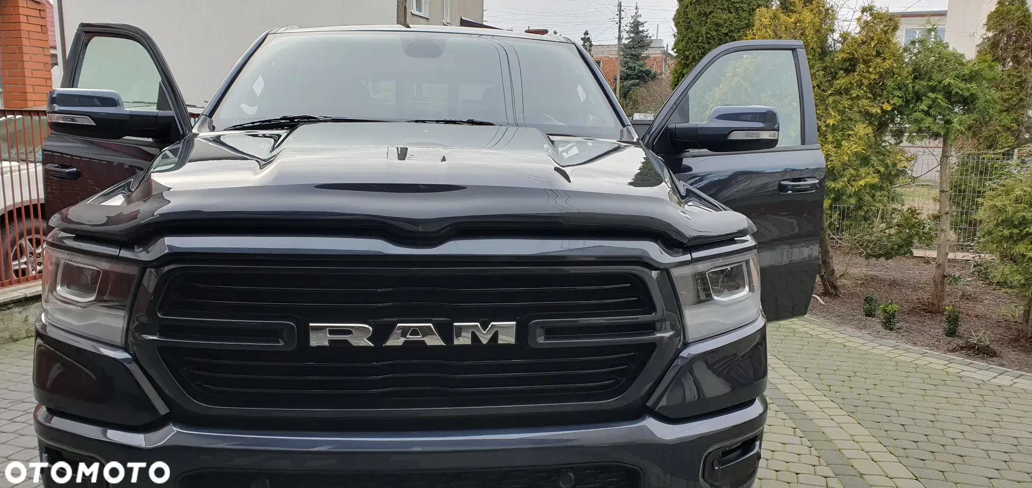 Dodge RAM 1500 5.7 4x4 - 3
