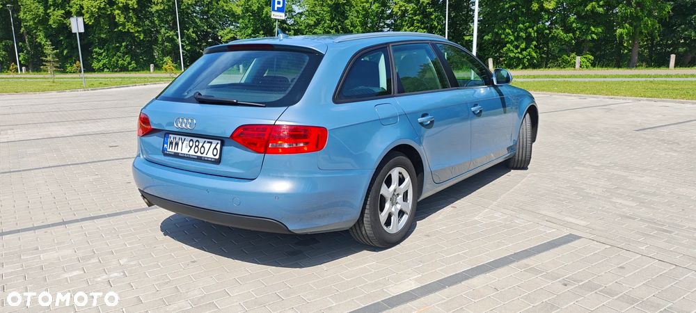 Audi A4 Avant 2.0 TDI DPF quattro Ambiente - 15