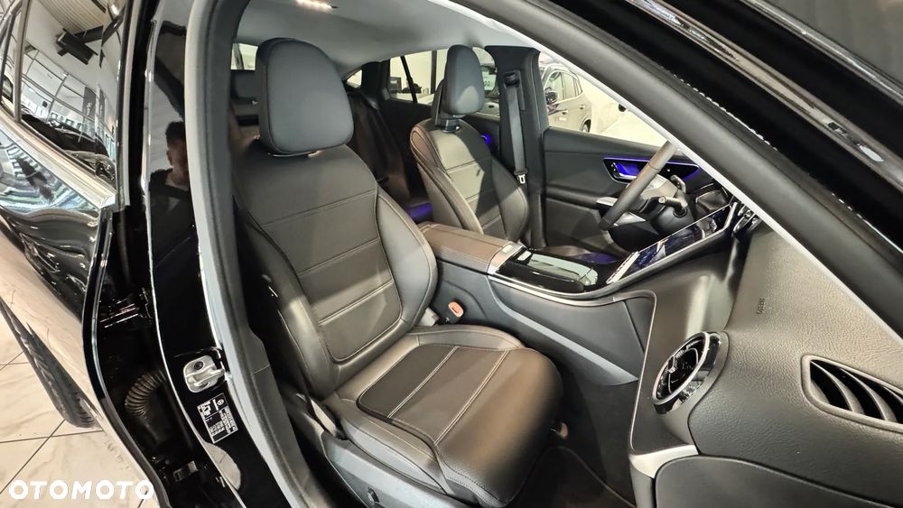 Mercedes-Benz GLC 200 d mHEV 4-Matic Avantgarde - 27