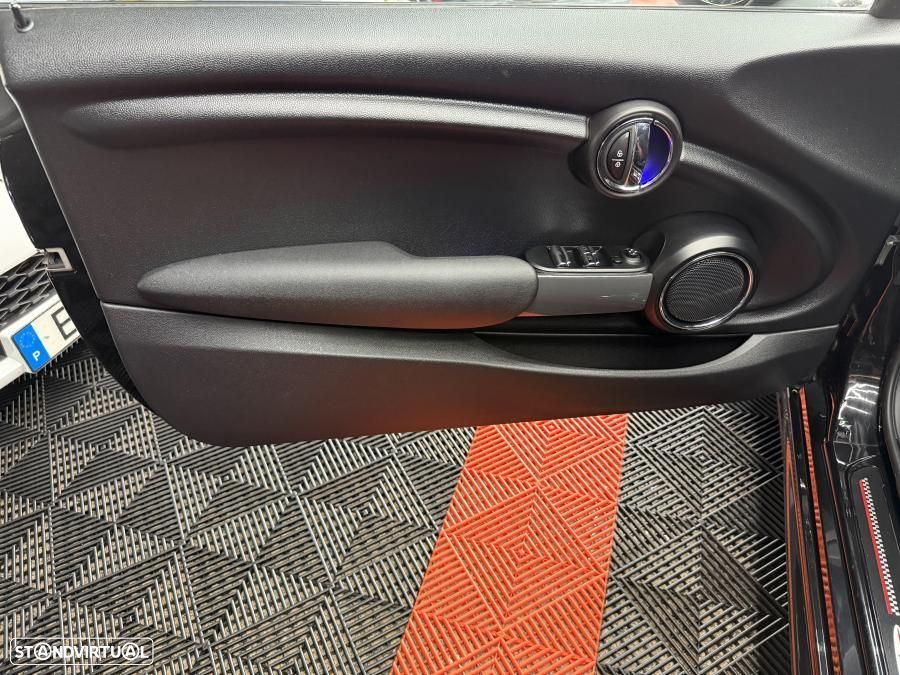 MINI Cabrio - 9