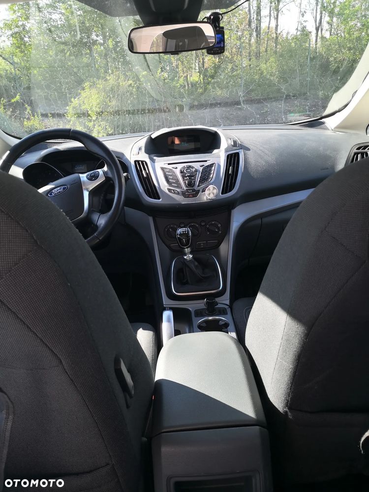 Ford C-MAX - 12