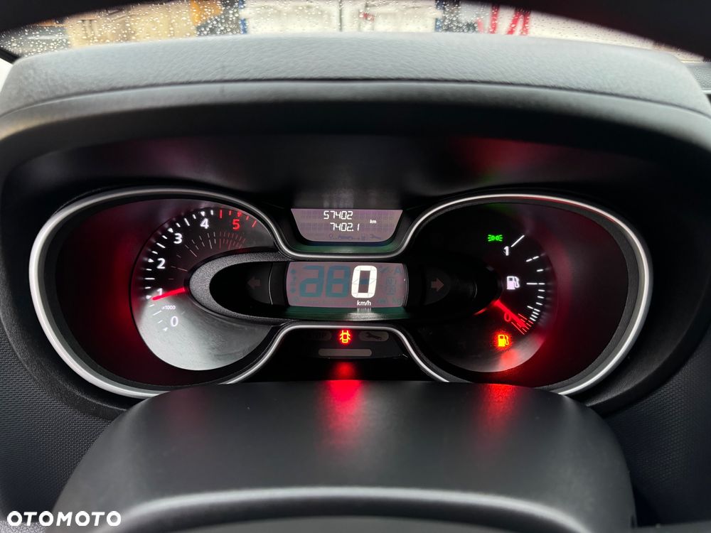 Renault Trafic - 18