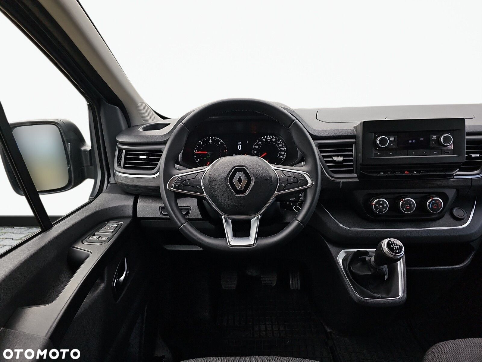 Renault Trafic - 11