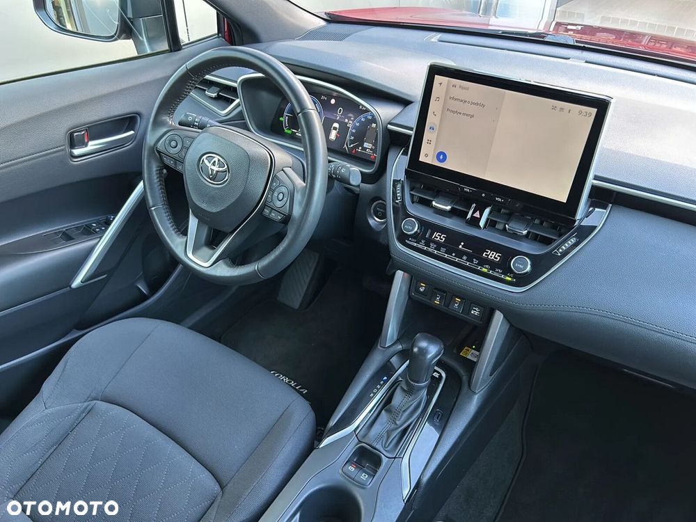 Toyota Corolla Cross - 17