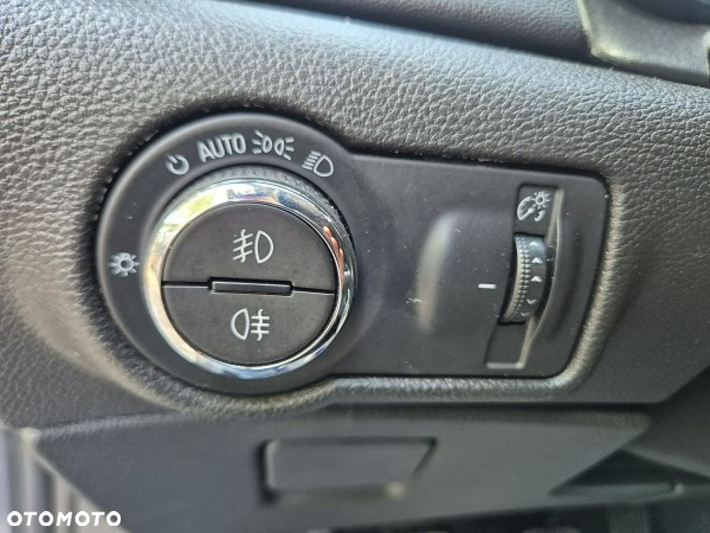Opel Astra - 18