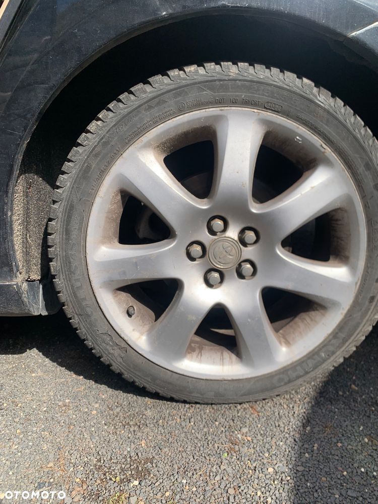 Toyota Avensis - 9