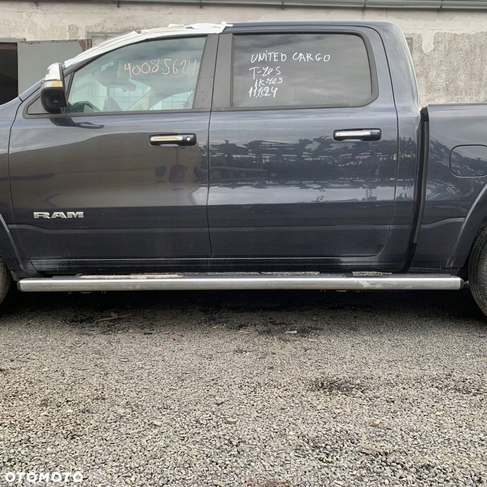 Karoseria buda kabina PAR nadwozie długie drzwi DODGE RAM V 1500 LARAMI 21r - 4
