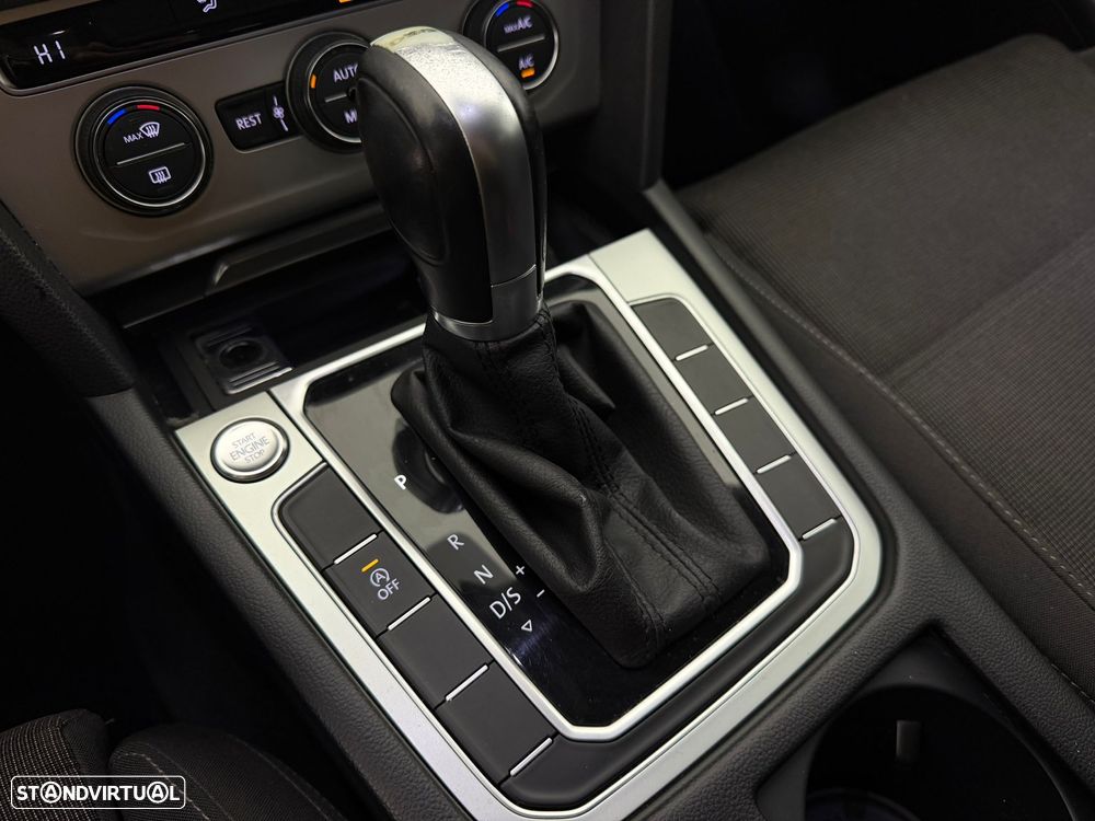 VW Passat Variant 2.0 TDi Confortline DSG - 7