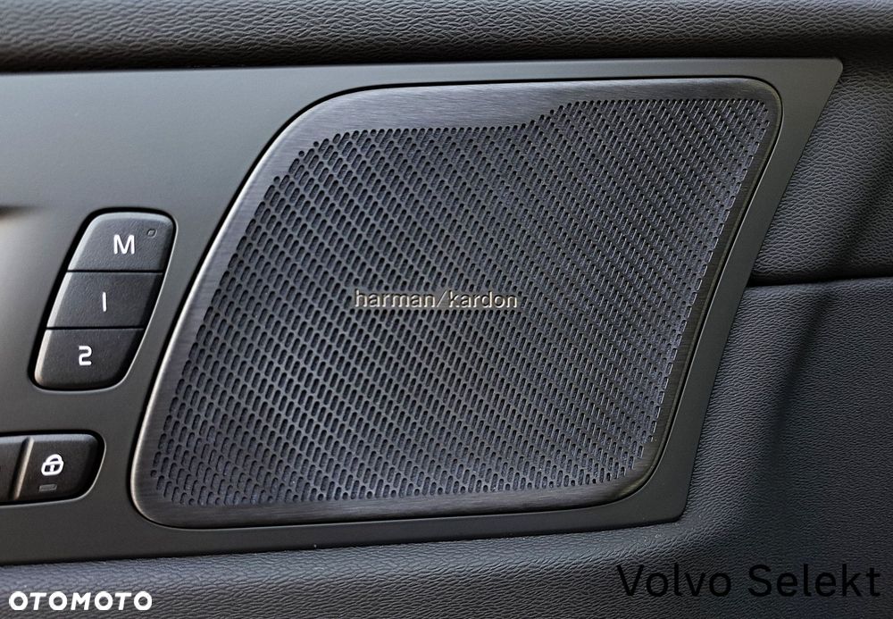 Volvo XC 60 - 30