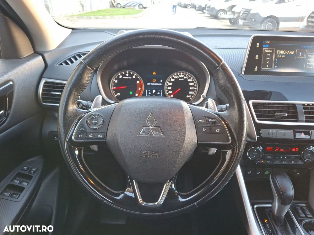 Mitsubishi Eclipse-Cross - 18
