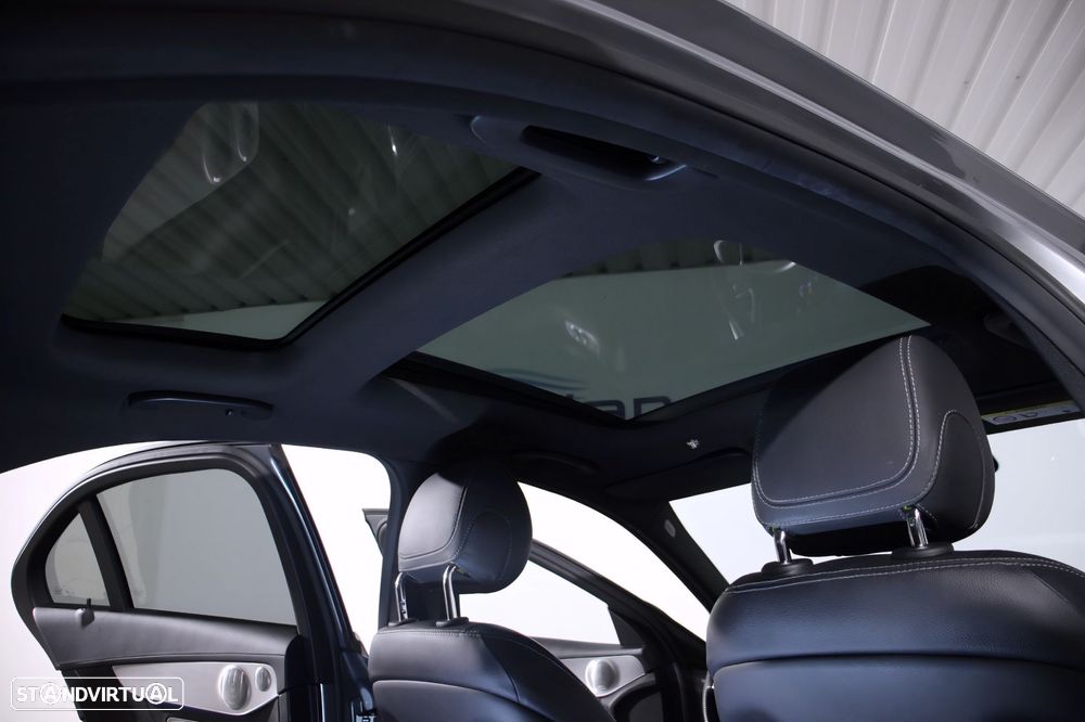 Mercedes-Benz C 250 d AMG Line 4-Matic Aut. - 17