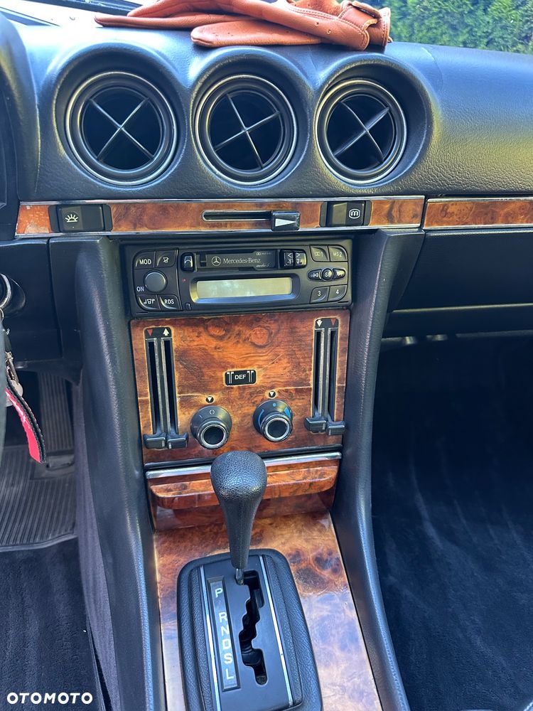 Mercedes-Benz SLC - 27