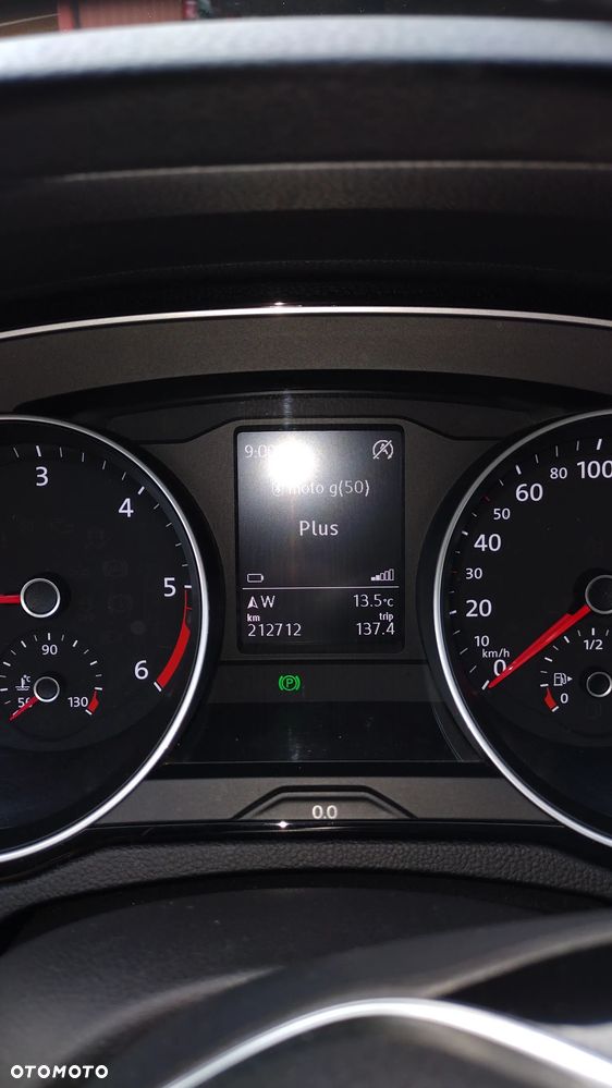 Volkswagen Passat - 27